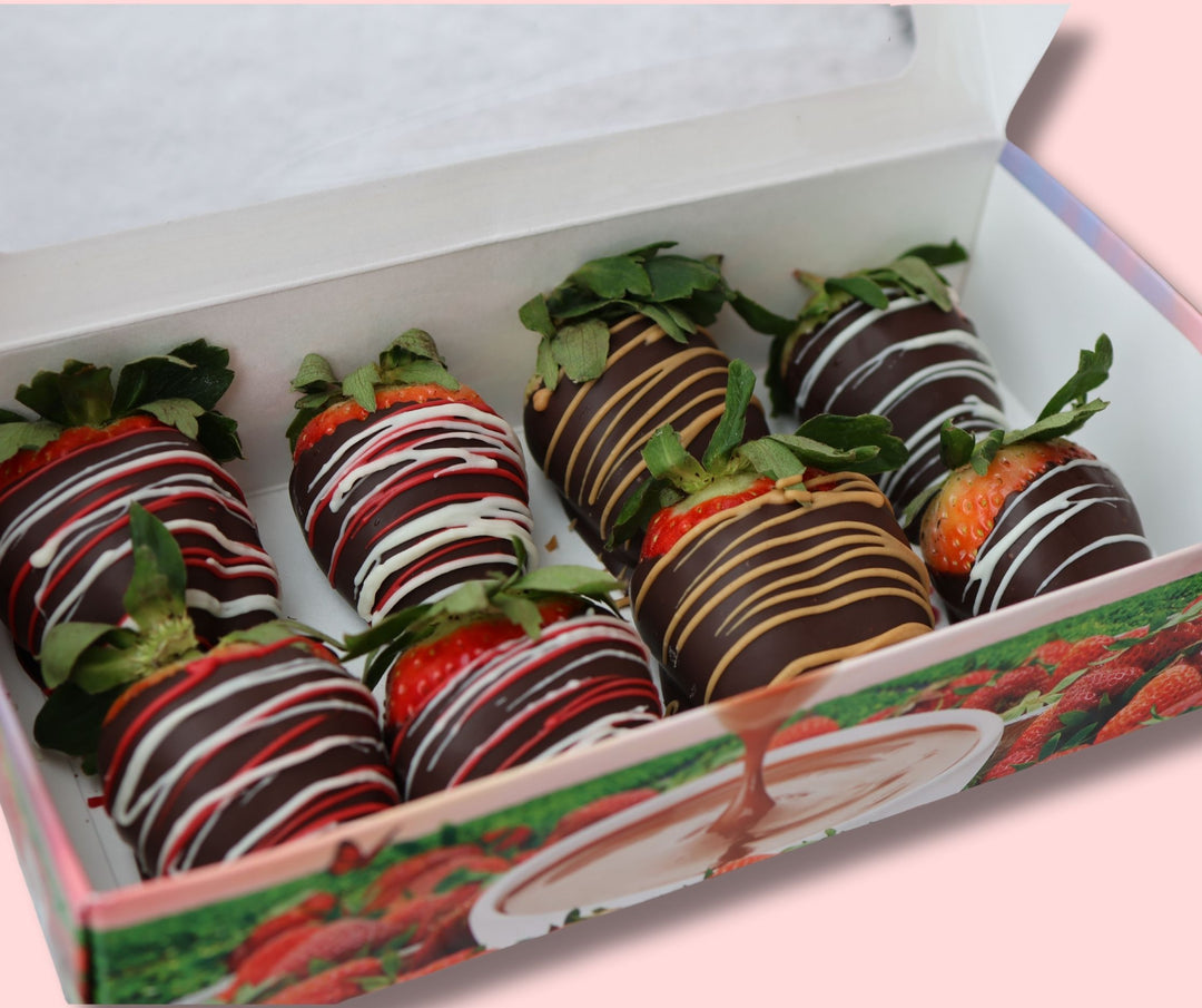 Valentine’s Signature Strawberry Box (Preorder Only)